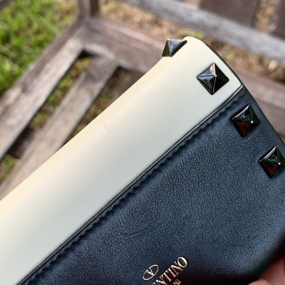 Valentino Rockstud Wallet - Picture 9 of 16